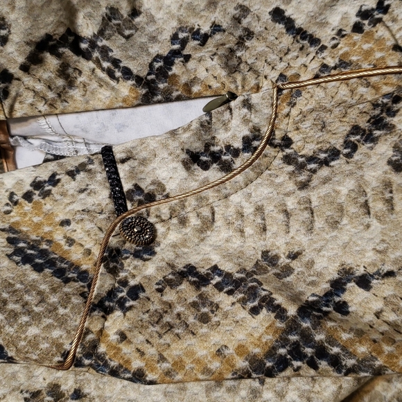 STQ golden snakeskin print trousers - Picture 13 of 14